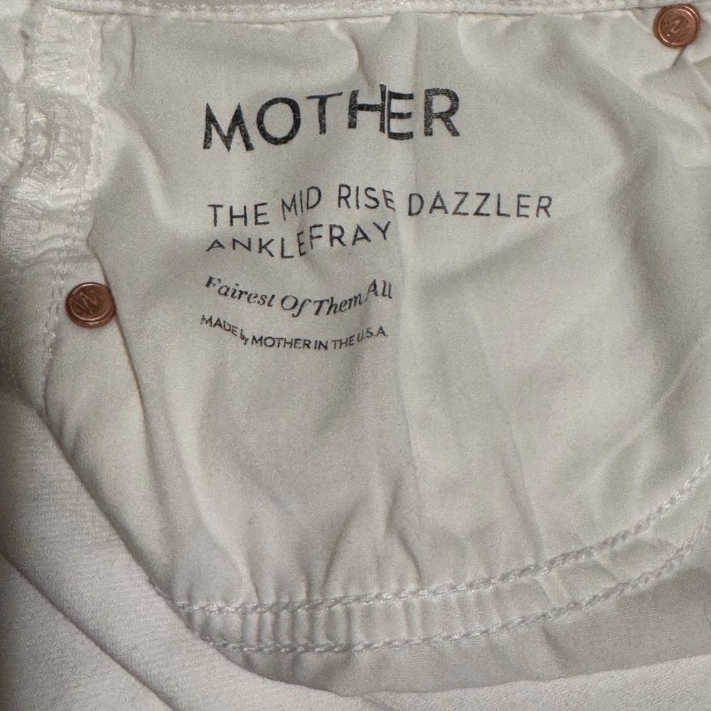 MOTHER Mid-rise Dazzler Ankle Fray Straight Leg White Jeans - Picture 6 of 7